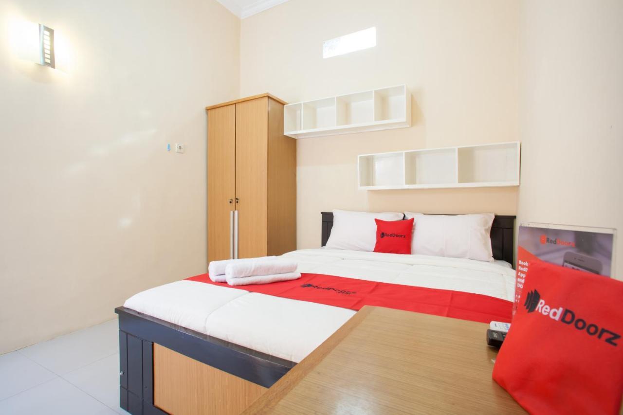 Hotel Reddoorz Syariah Near Untag Banyuwangi Banyuwangi  Exteriér fotografie